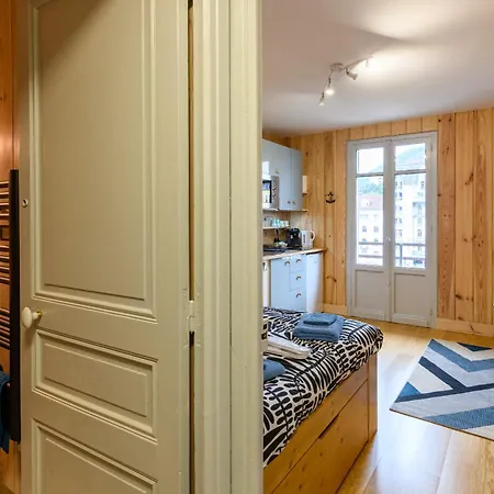 Le Du Sanctuaire Vue Sur Le Gave De Pau